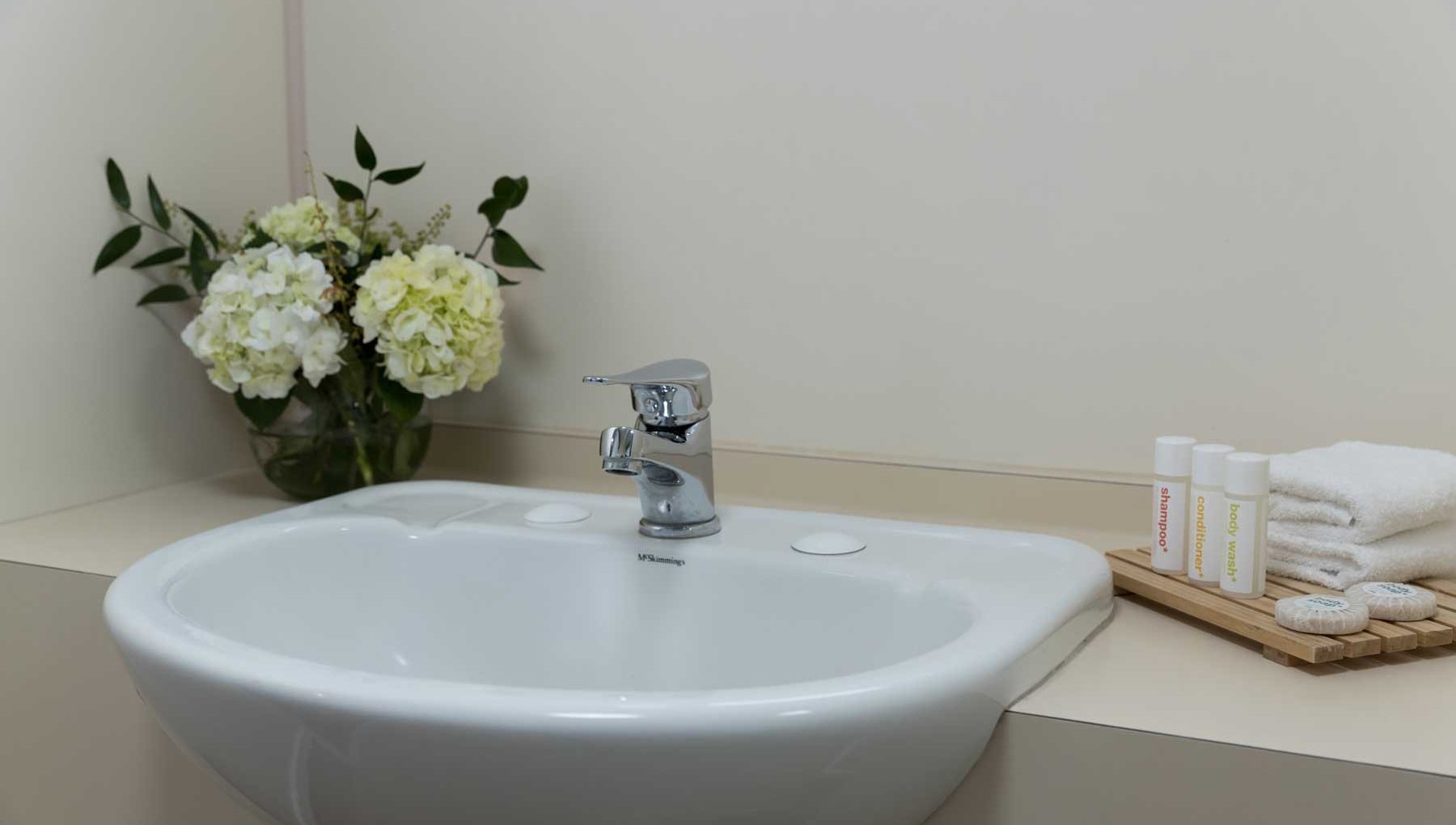 Atura Wellington - Bathroom Tap