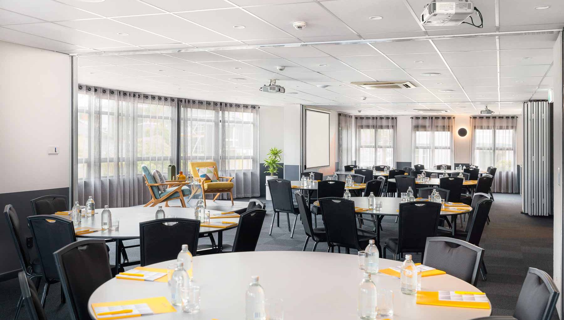 Atura Wellington - Conferences & Events - Cabaret Setup