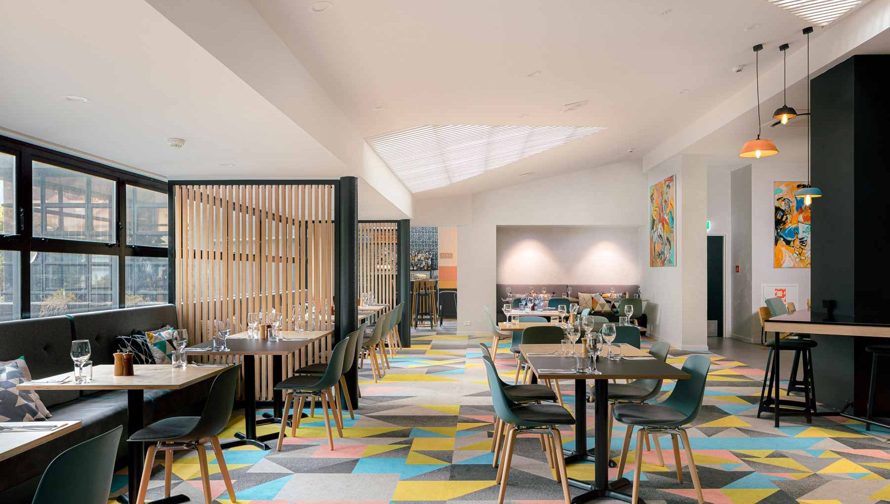 Frankie's Eatery - Seating Area - Atura Wellington