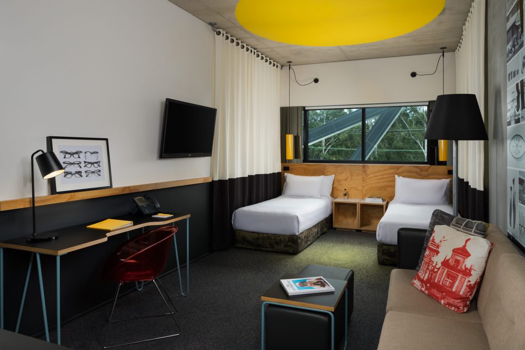 atura blacktown guest room