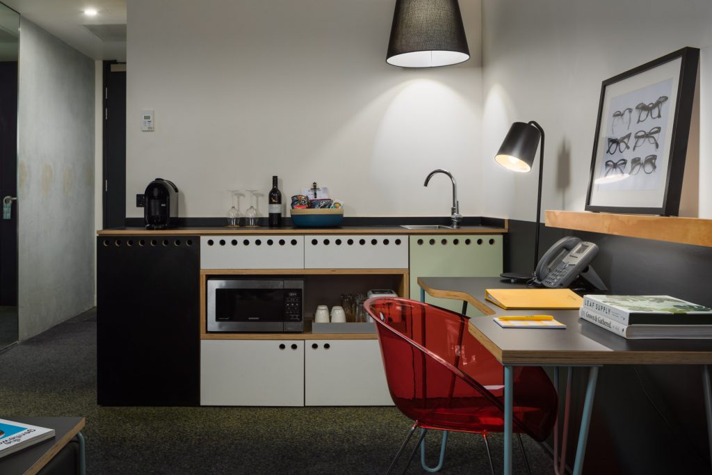 atura blacktown guest room